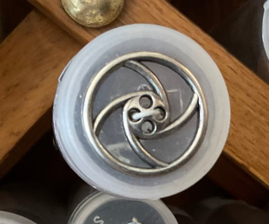 Metal Buttons