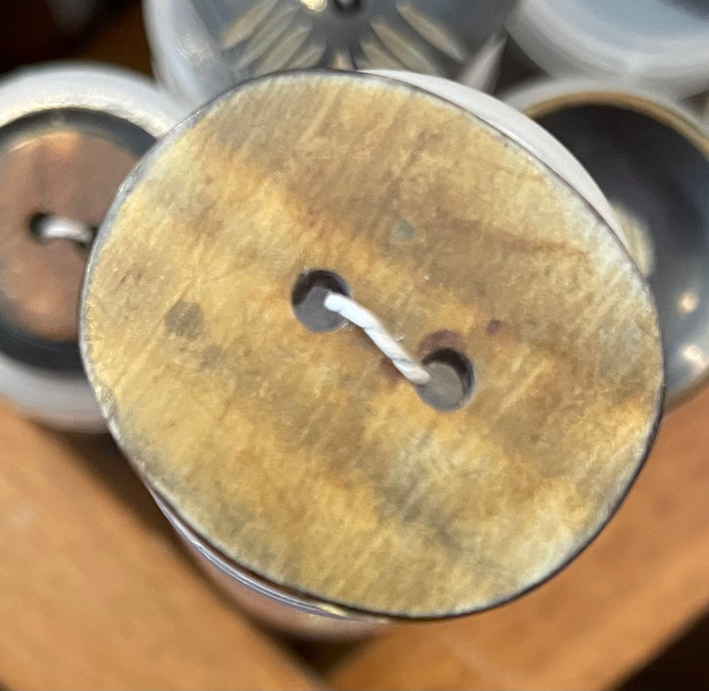 Horn Buttons