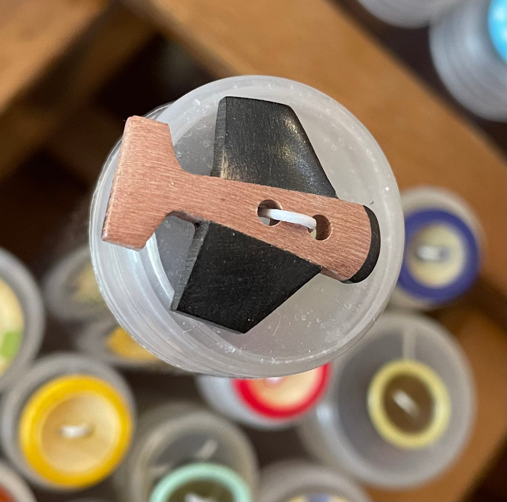 Wood, Bamboo, Cork & Coconut Buttons